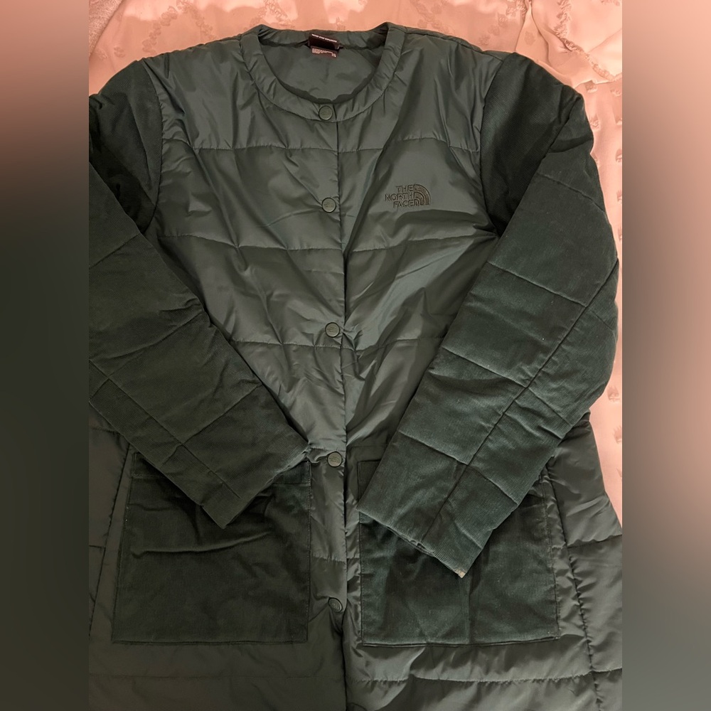 The North Face Women's Collarless Midi Parka Jacket in Ponderosa Green Size XXL